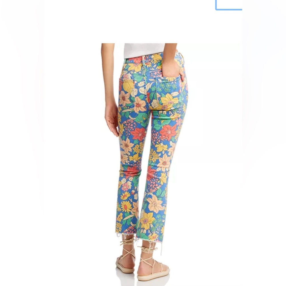 MOTHER High Rise Hustler Patch Pocket- Fresh Blooms- never worn!! ⭐️